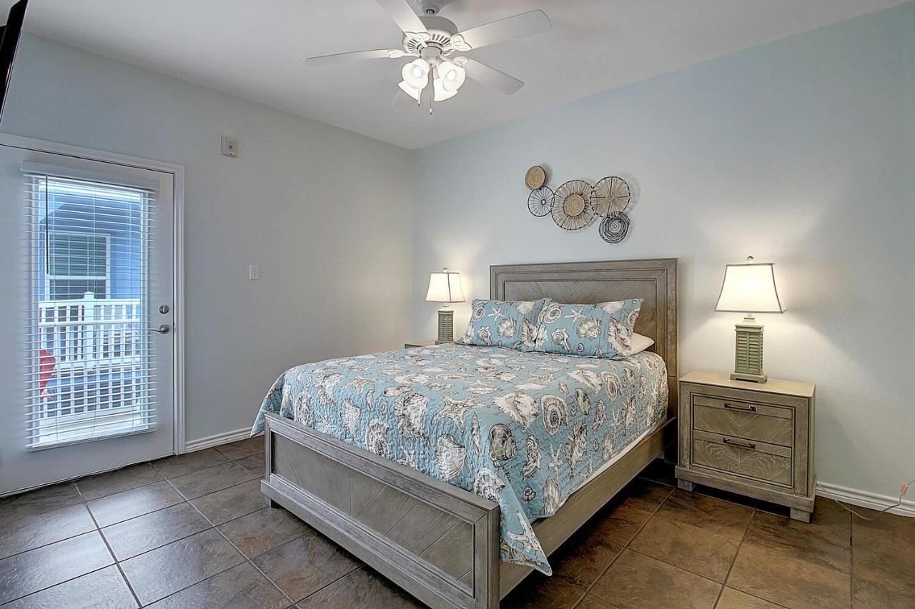 Yachta-yachta * Port Aransas