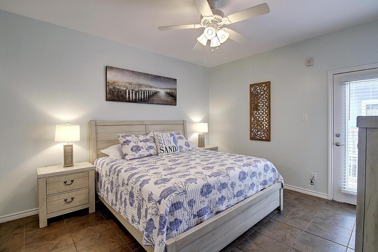Yachta-yachta * Port Aransas
